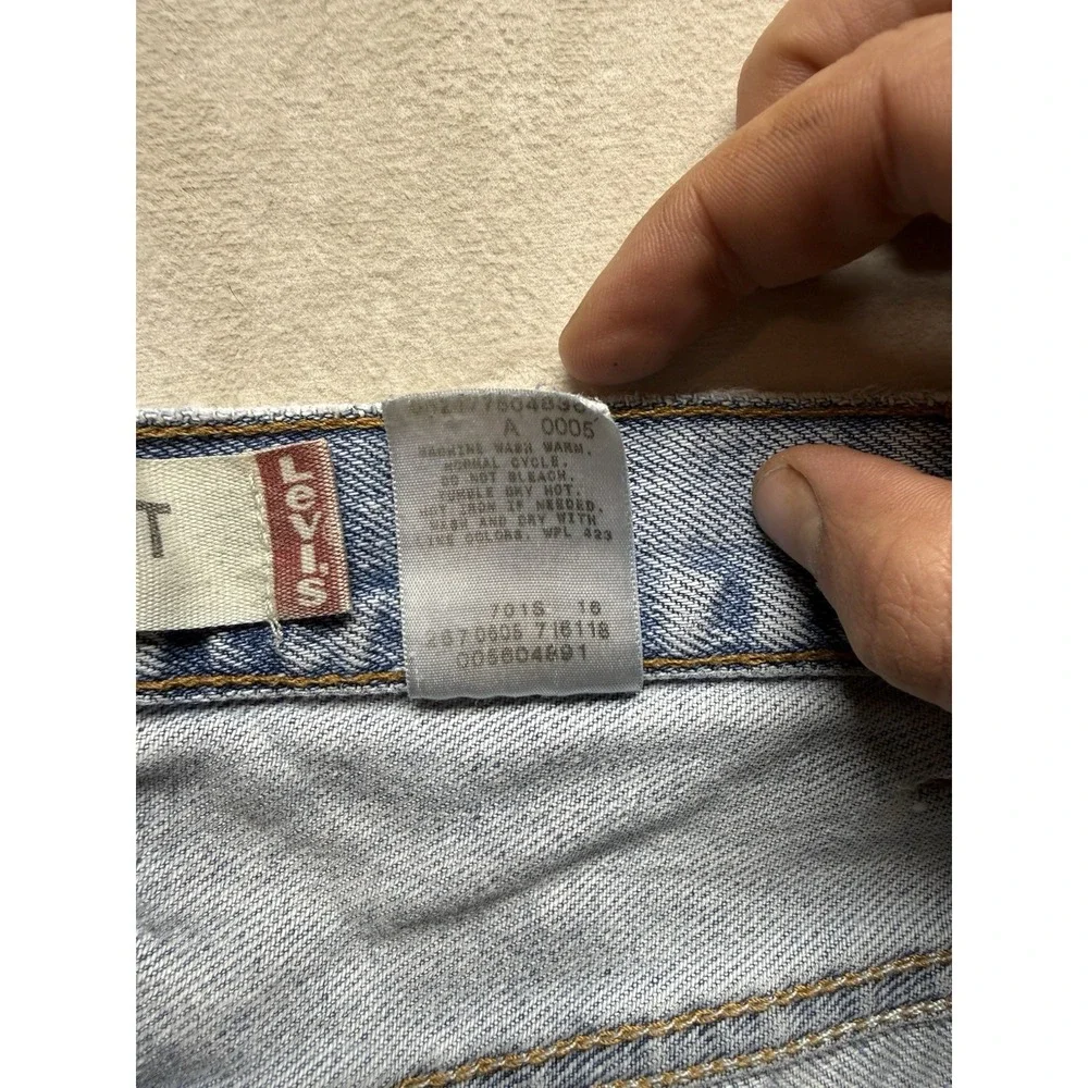 VTG Levis 560 Jeans Mens 40x30 Blue Light Wash Denim Loose Tapered Made USA 90s
